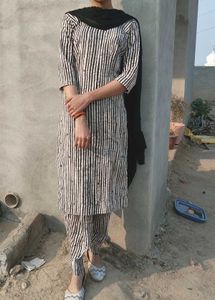 Striped Kurta Set with Dupatta