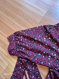 Chic Leopard Print Wrap Dress
