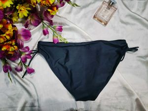 🇳🇿💫🎀 Charcoal colour beautiful penty