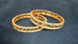 Gold stone Bangles Set and oxidised neckla