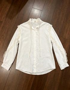 White collar shirt
