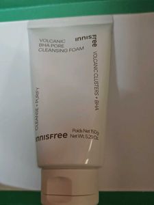 Innisfree Volcanic BHA Pore Cleansing Foam