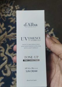 d'Alba UV Essence Tone-Up Sun Cream