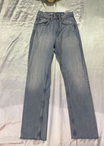 Light Wash High-Waisted Straight Leg Jeans