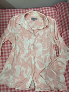 Chic Pink Floral Print Blouse