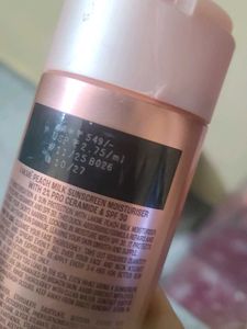 LAKME SUNSCREEN MOISTURIZER