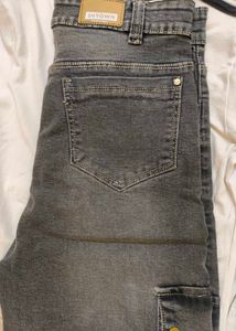 women dark grey washed Cargo Jeans