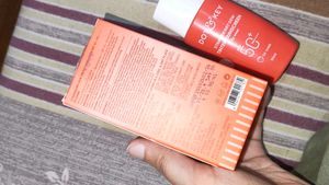 Dot &amp; Key Strawberry Dew Tinted Sunscreen SPF 50+
