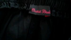Black trousers with pockets