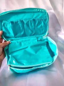 POUCH