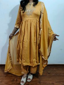 Elegant Mustard Kurta Set