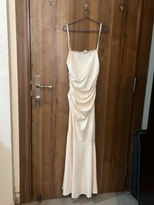 Elegant Ruched Lace Maxi Dress