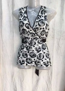 11249. Black &amp; White Floral Wrap Top