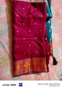 Gorgeous Teal &amp; Gold Patterned Saree