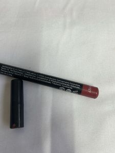 Bobbi Brown Foundation &amp; Huda Beauty Lip