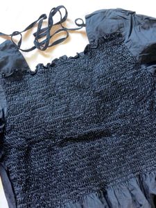 Chic Black Square Neck Peplum Top