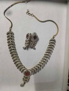 Ad Elegant Necklace & Earring Set