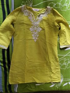 BIBA EMBROIDED SHORT KURTI