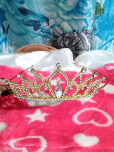 Beautiful Shiny Golden Princess Tiara/Crown