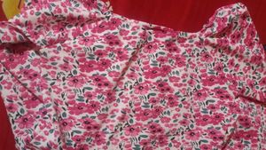 Chic Floral Print Puff Sleeve Top
