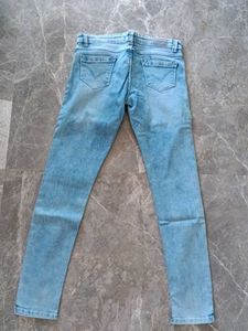 Light Wash Skinny Jeans