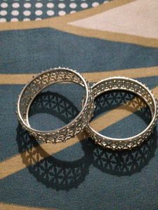 Elegant Silver Filigree Bangles (Pair)