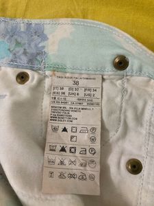 Casual Multicolour Short
