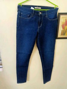 LEVI'S Classic Blue Denim SKINNY FIT Jeans