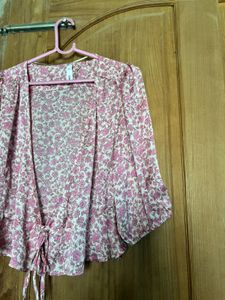 Floral Print Tie-Up Top