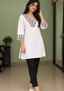 XXL Chic Embroidered White Kurta
