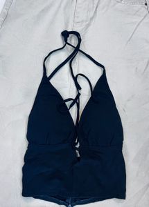 Black Halter Neck Tie-Front Crop Top