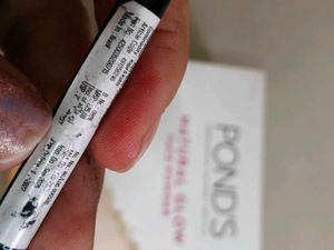 Pond's Natural Glow Face Powder