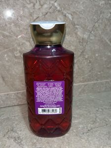 Bath &amp; Body Dark Kiss Wash