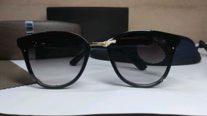 Fashionable Black Sunglasses with Case