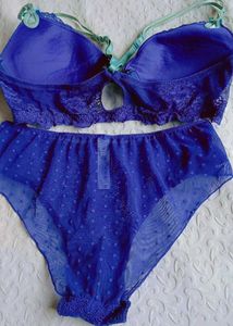 Lace Bra &amp; Panty Set