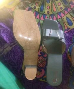 Chic Green Heels