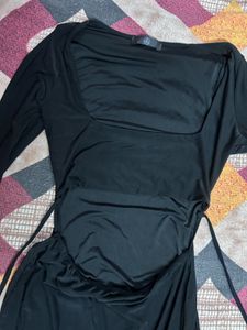 Chic Black Long Sleeve Cut-out Dress