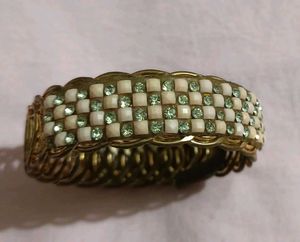 Enamel Flower Design Bangle Bracelet 2