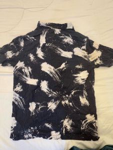 Stylish Black &amp; White Printed Shirt