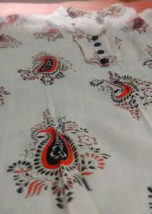 Stylish White Kurta with Paisley Print
