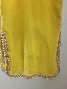 Beautiful Yellow Kurta Set with scrunchies