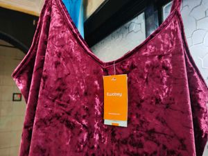 Comfy burgundy Velvet Nightwear