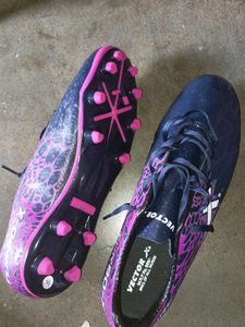 Vector X Turbo-X Football Shoes Studs (XL) NEW