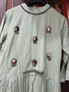 😃 Embellished Top