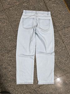 Light Wash straight baggy Jeans