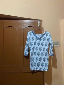 white short kurti