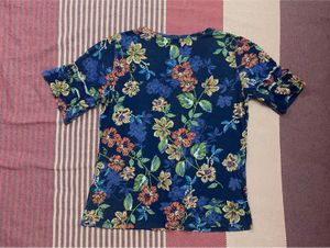 Floral Print Ruffle Sleeve Top