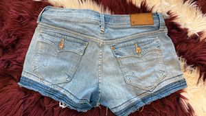 low waist distressed Denim Shorts