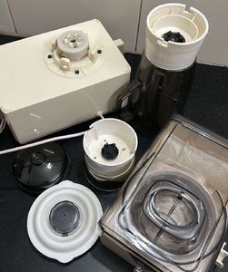 New- Whiteline Juicer Mixer Grinder