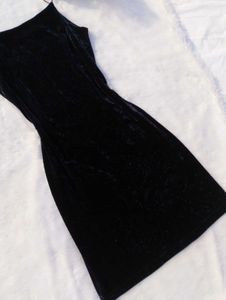 🥀✨ Gorgeous Velvet Mini Slip Dress✨